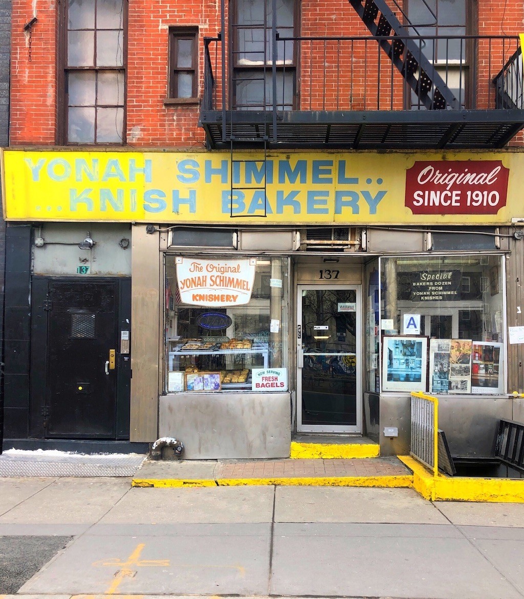 New York Yonah Shimmel Knish Bakery