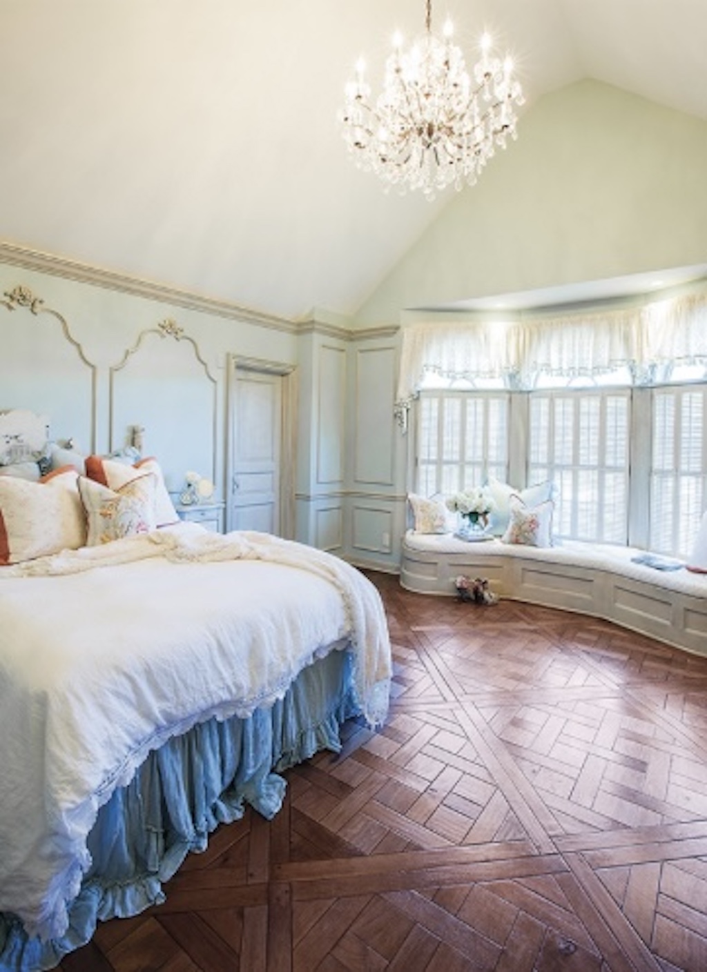 Parisian-bedroom